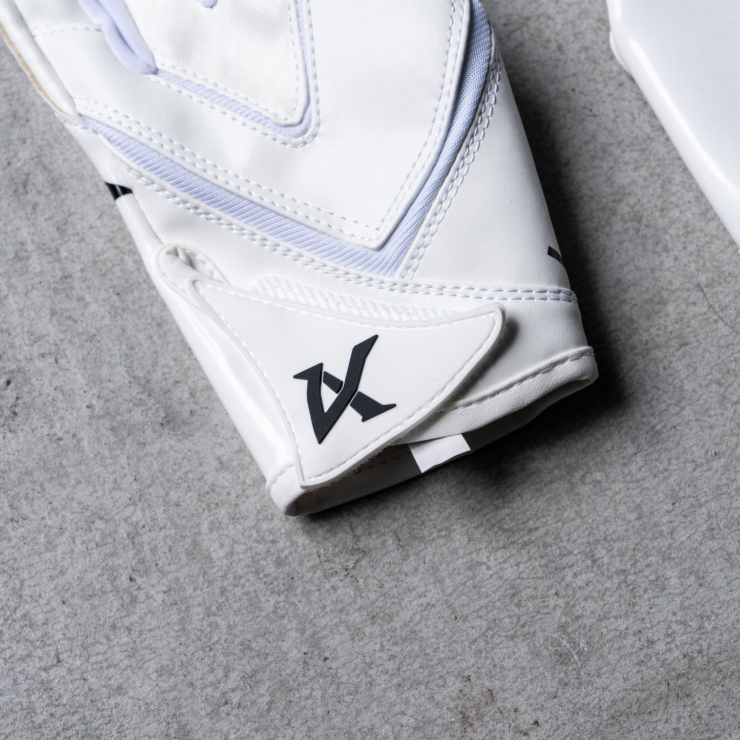 VIXST Football Gloves【WHITE】